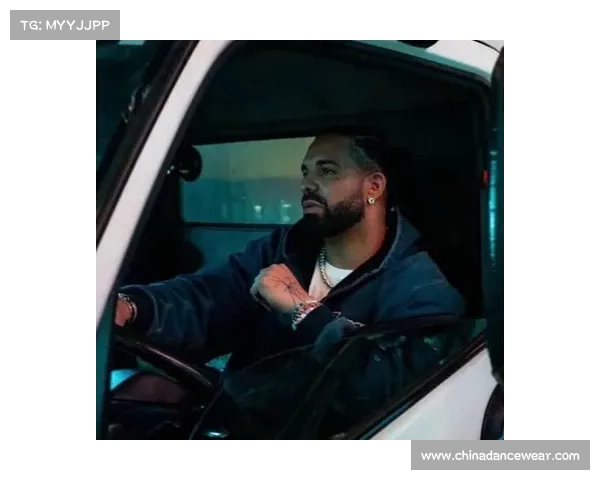 太阳报：Drake新专辑Iceman灵感或来自帕尔默人物传记中的元素